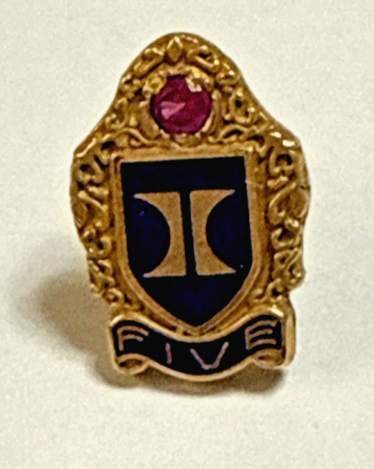 Vintage Hilton Hotel Josten's 1/10 10k Gold Filled 5 Years Of Service Lapel Pin