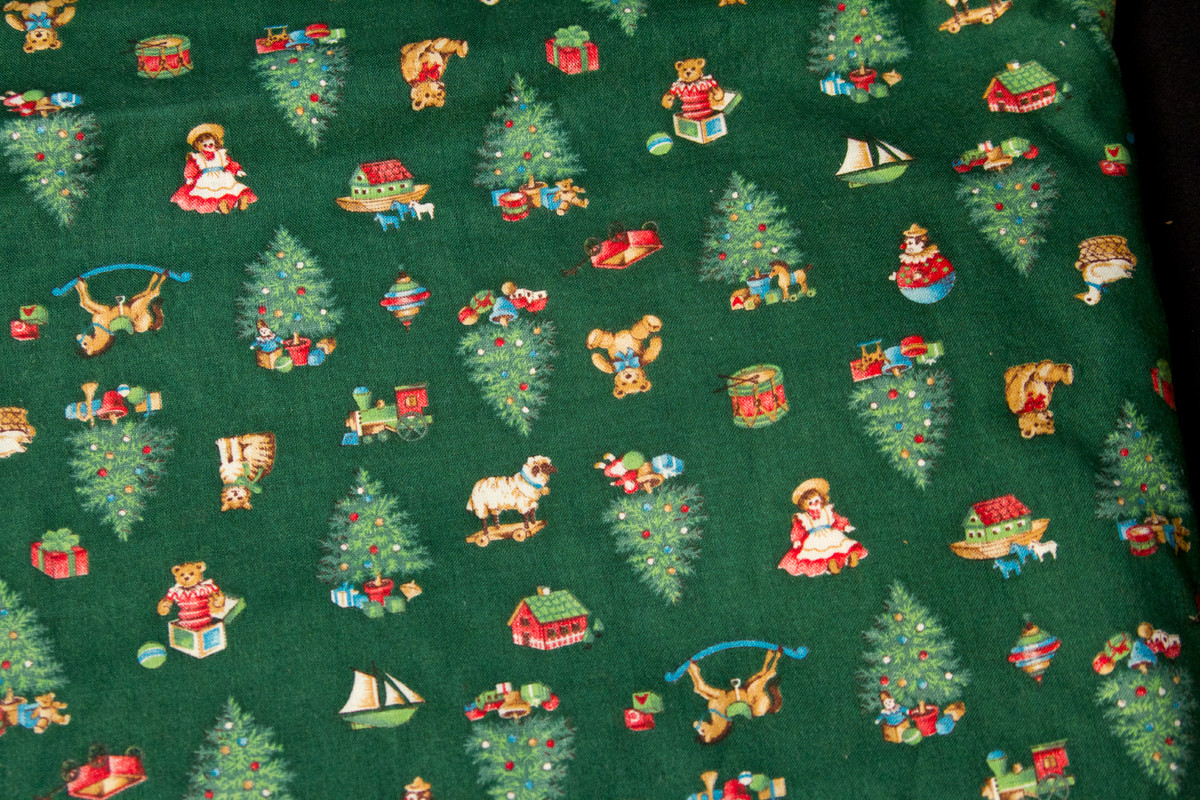 Vtg VIP Cranston Christmas Fabric Green Old Fashioned Toys Teddy Cotton 39x51