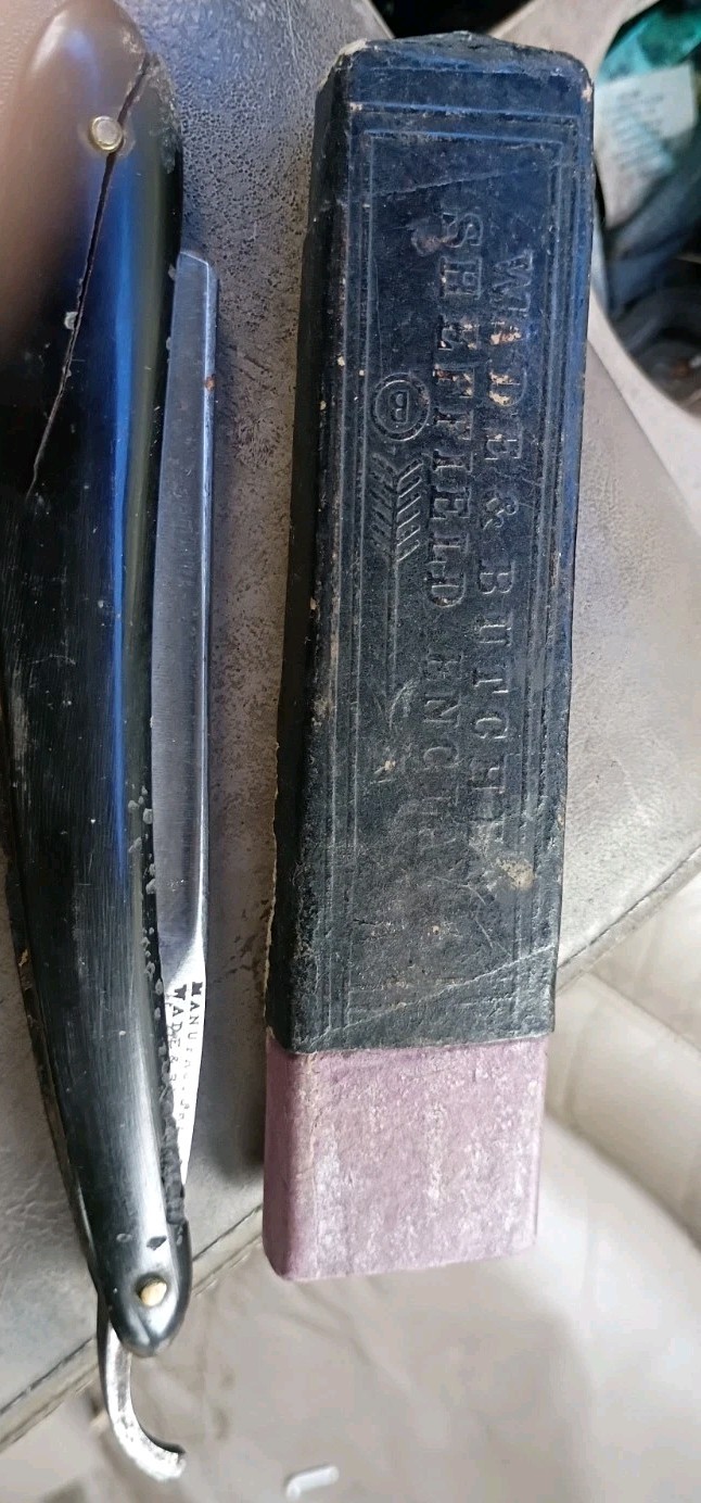 Vintage Wade & butcher Hollow Ground Razor