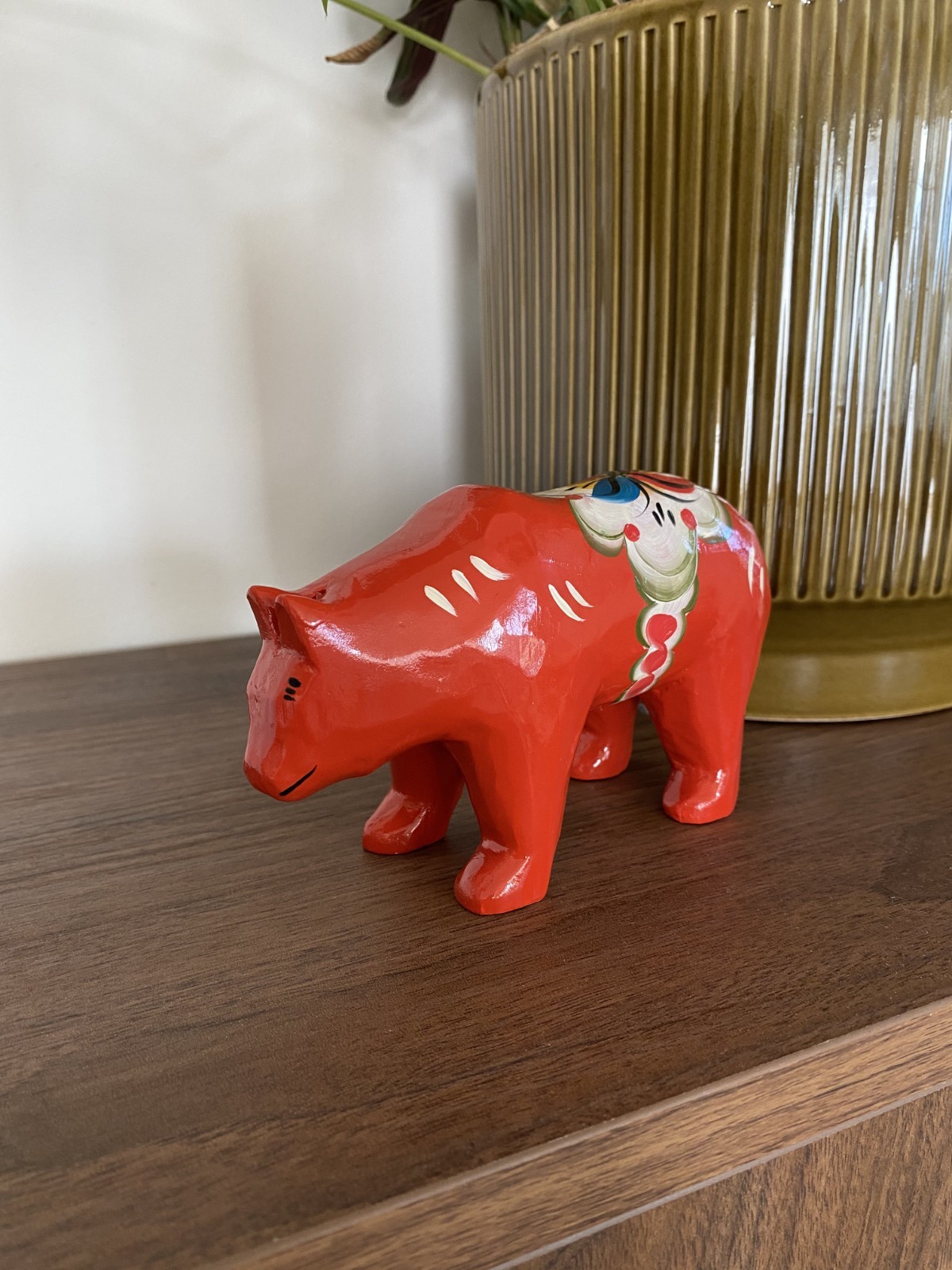 Handmade Swedish Dala Bear: Traditional Dalecarlian Decor