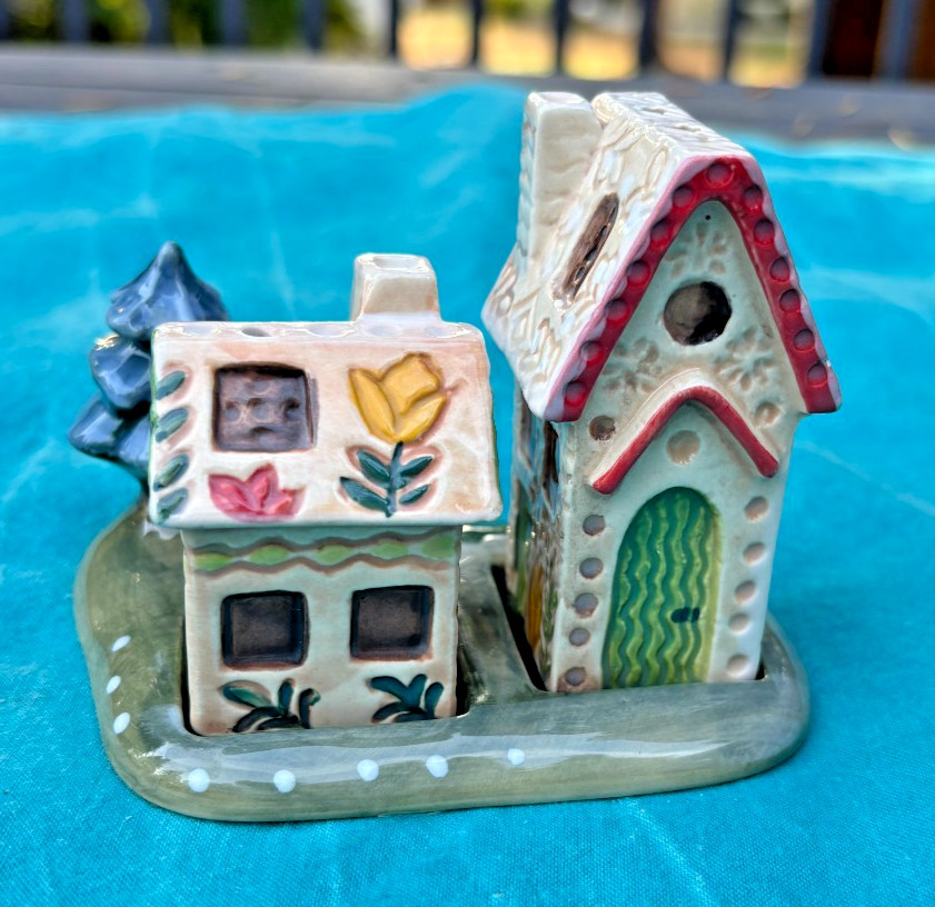 Anthropologie Nathalie Lete Cottage House Salt & Pepper Shaker Set W/ Tray Chip.