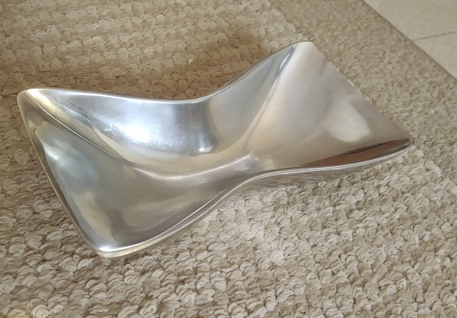 Rare Vintage Nambé 676 Bowtie-Shaped Bowl – Stamped 118B (But Not Heart-Shaped)