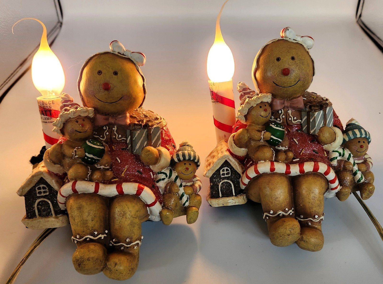 Vintage Homestead Shoppe Country Gingerbread Family Frosted Light Shelf Sitter