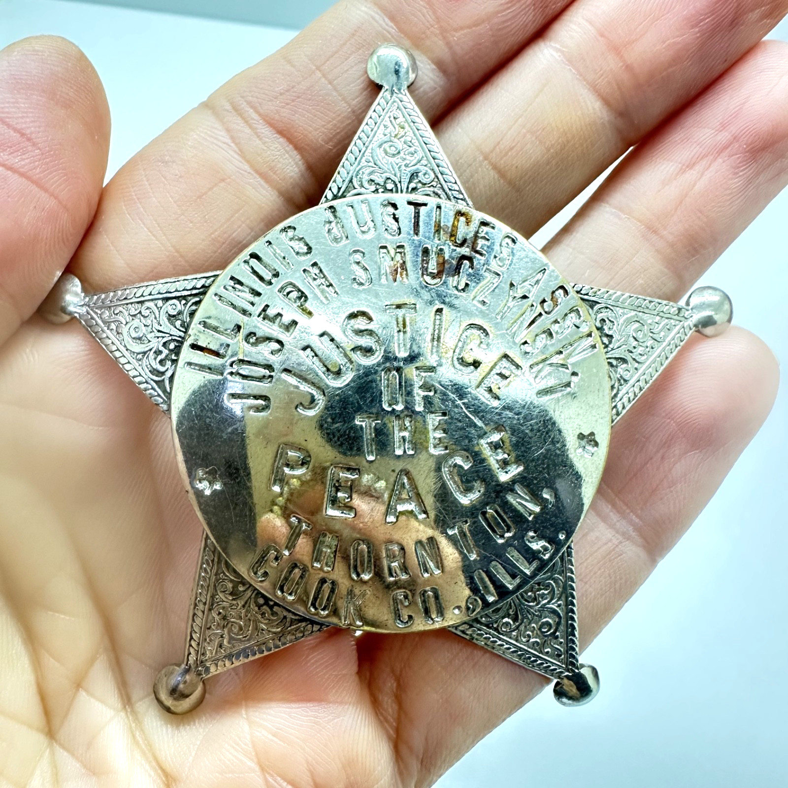 ILLINOIS JUSTICES ASSN. JOSEPH SMUCZYNSKI JUSTICE OF THE PEACE THORNTON BADGE
