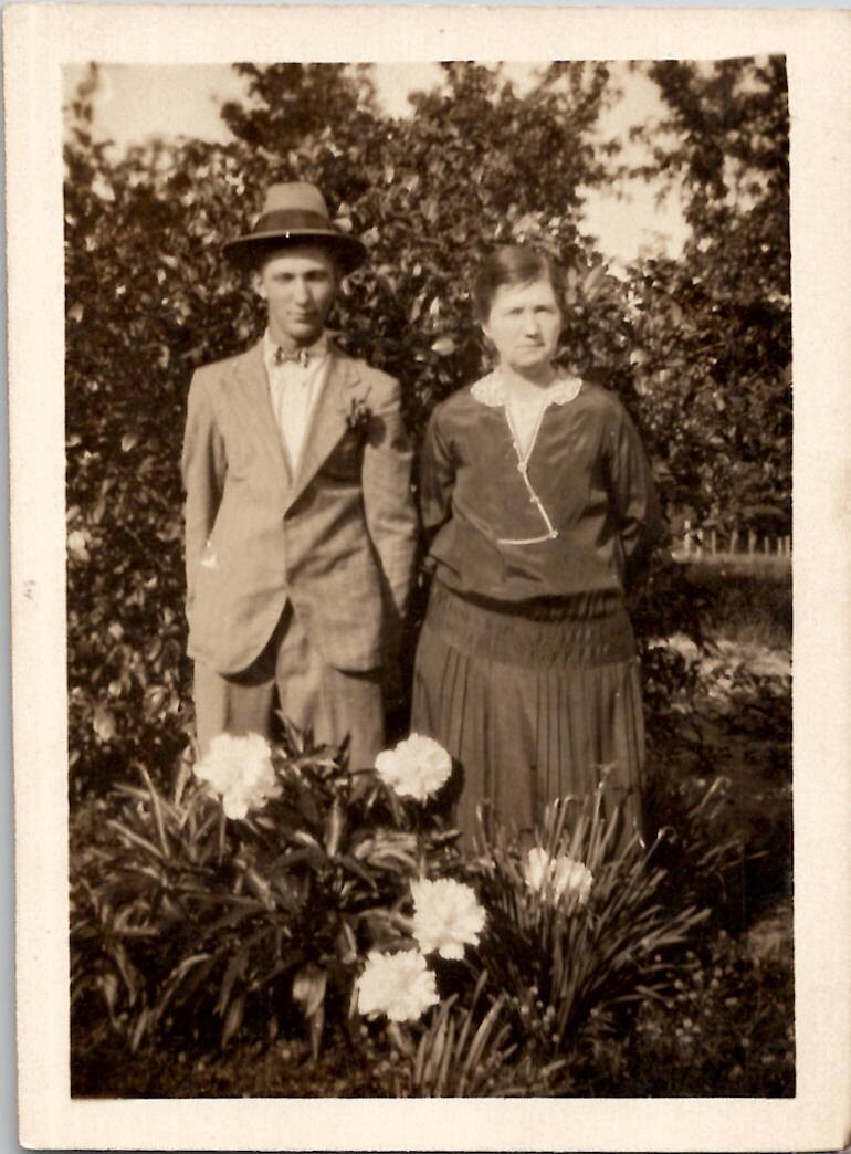 Jonesboro Arkansas Dapper Young Man Serious Woman Snapshot 1930s Vintage Photo