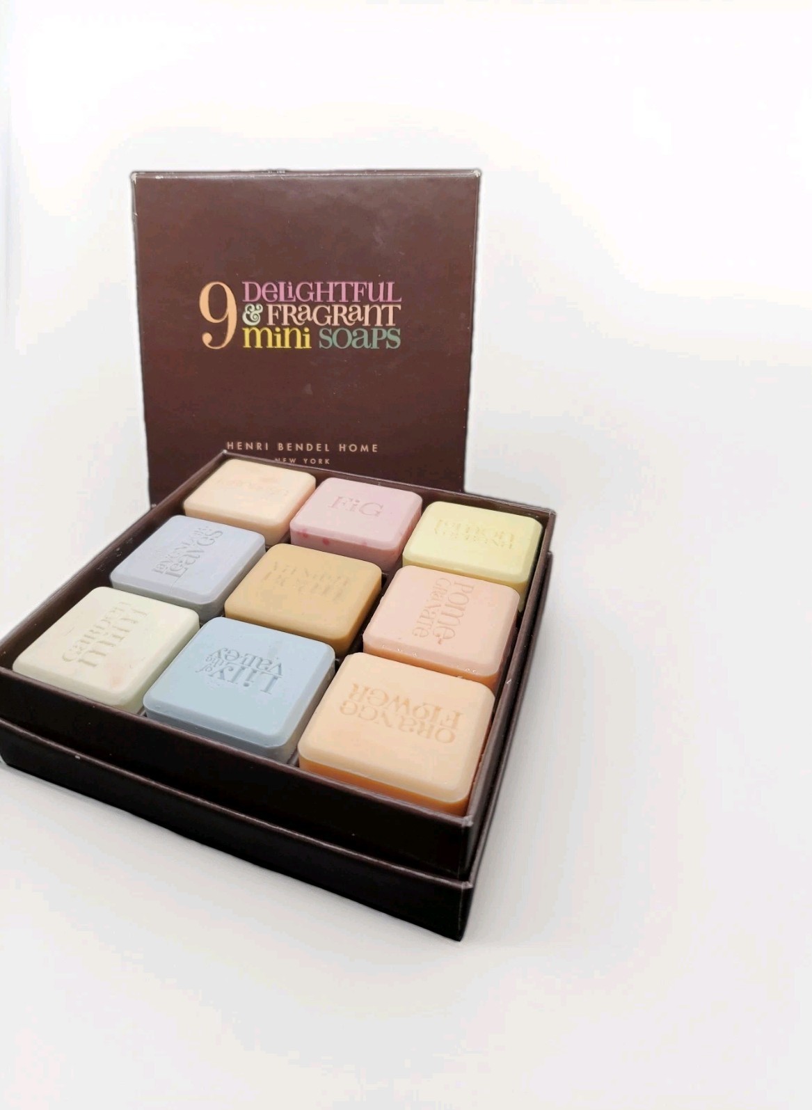 VTG Bath Body Works Henri Bendel Box 9 Highly Fragrant Mini Bar Soap .8oz READ