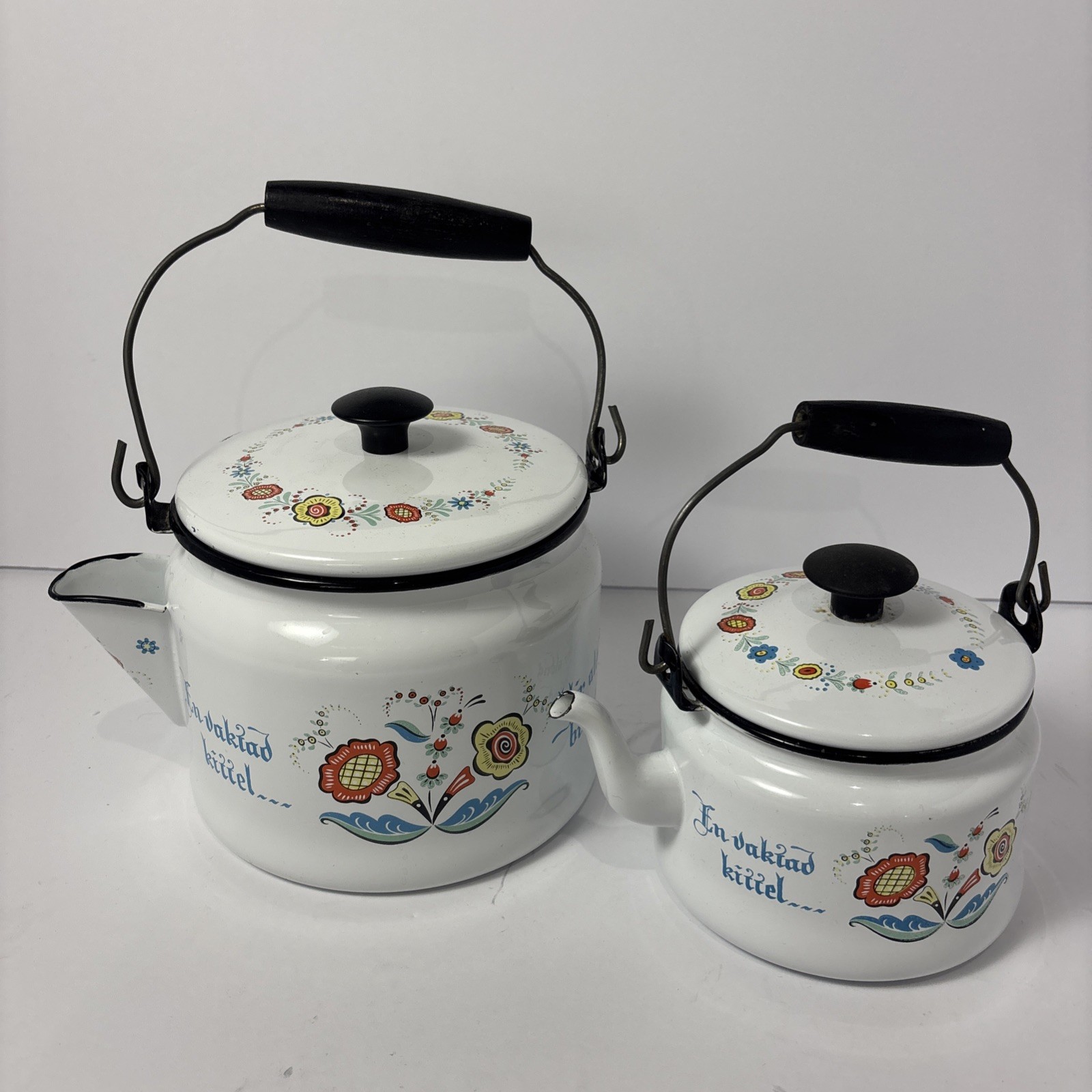 VTG Berggren Swedish Enamelware Teapot Tea Kettle Rosemaling Folk Art Decor