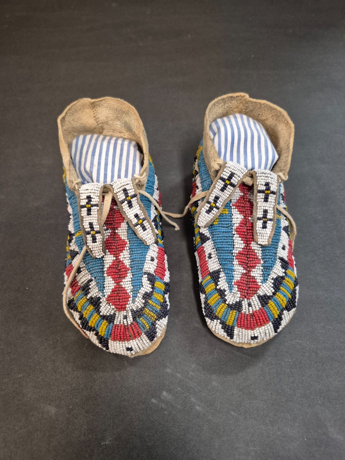 Antique Native American Beaded Hide Moccasins