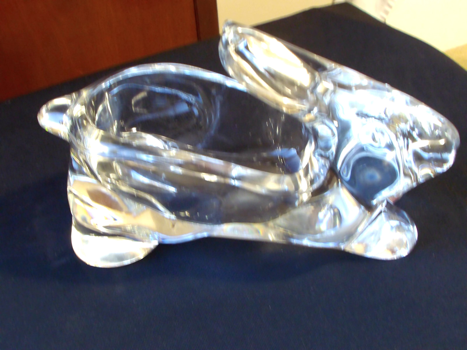 VINTAGE GLASS BUNNY RABBIT OPEN BACK CANDY NUT DISH
