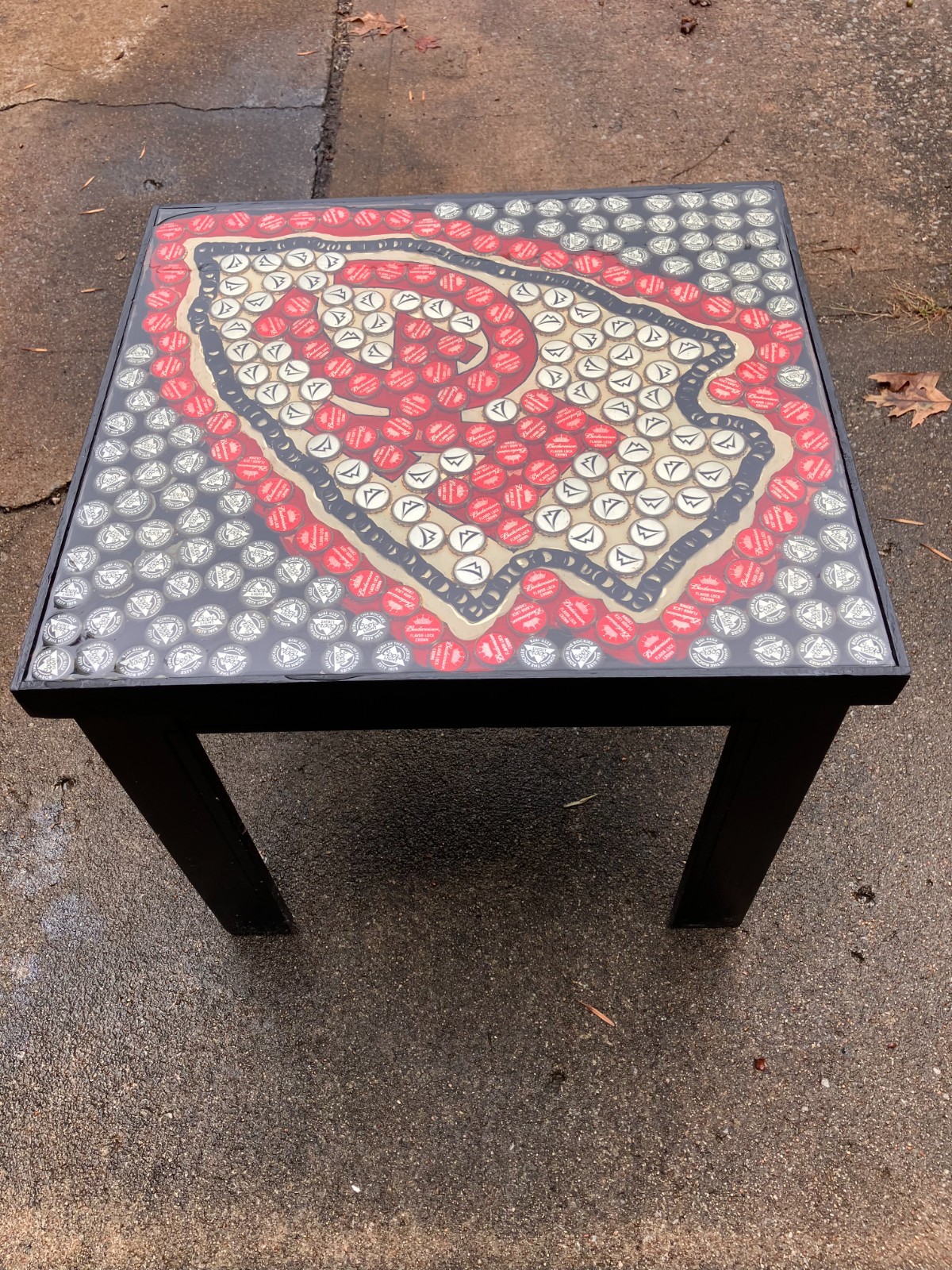 Vintage Handmade KC Chiefs Beer Cap Table Top Vintage Handmade KC Chiefs Beer Cap Table Top