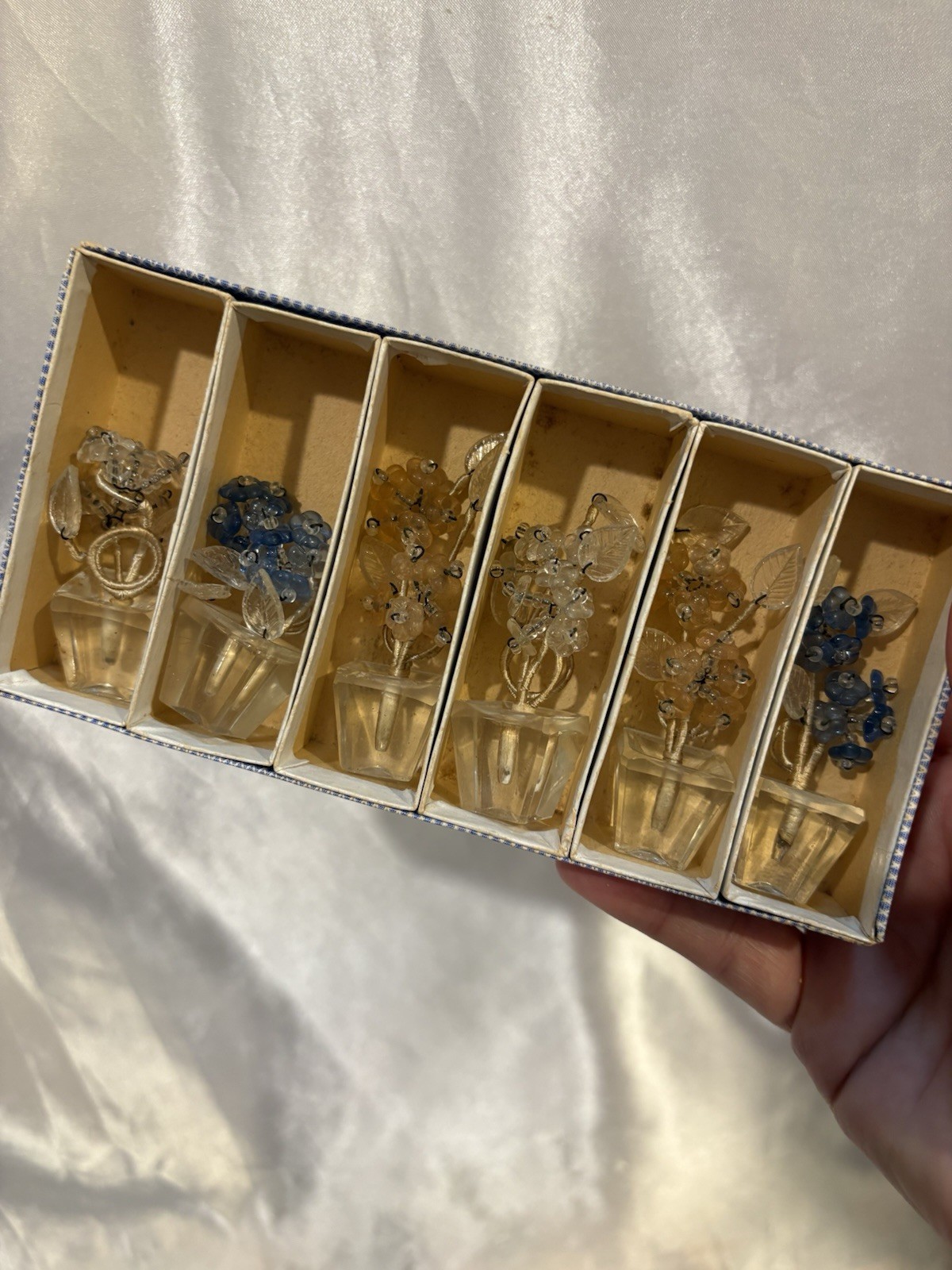 Antique Czech Glass 6 Place Card Holders Set Czechoslovakia Flowers Original box