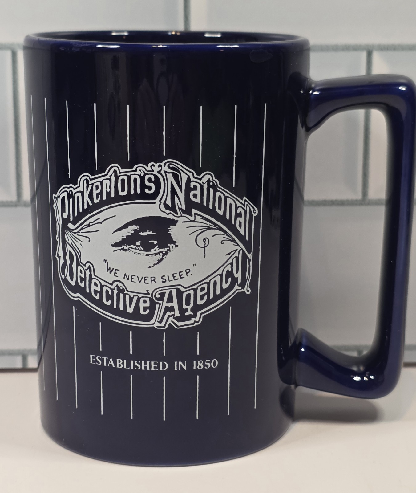 RARE VTG Pinkerton National Detective Agency Logo Ceramic 12 oz Coffee Mug Blue