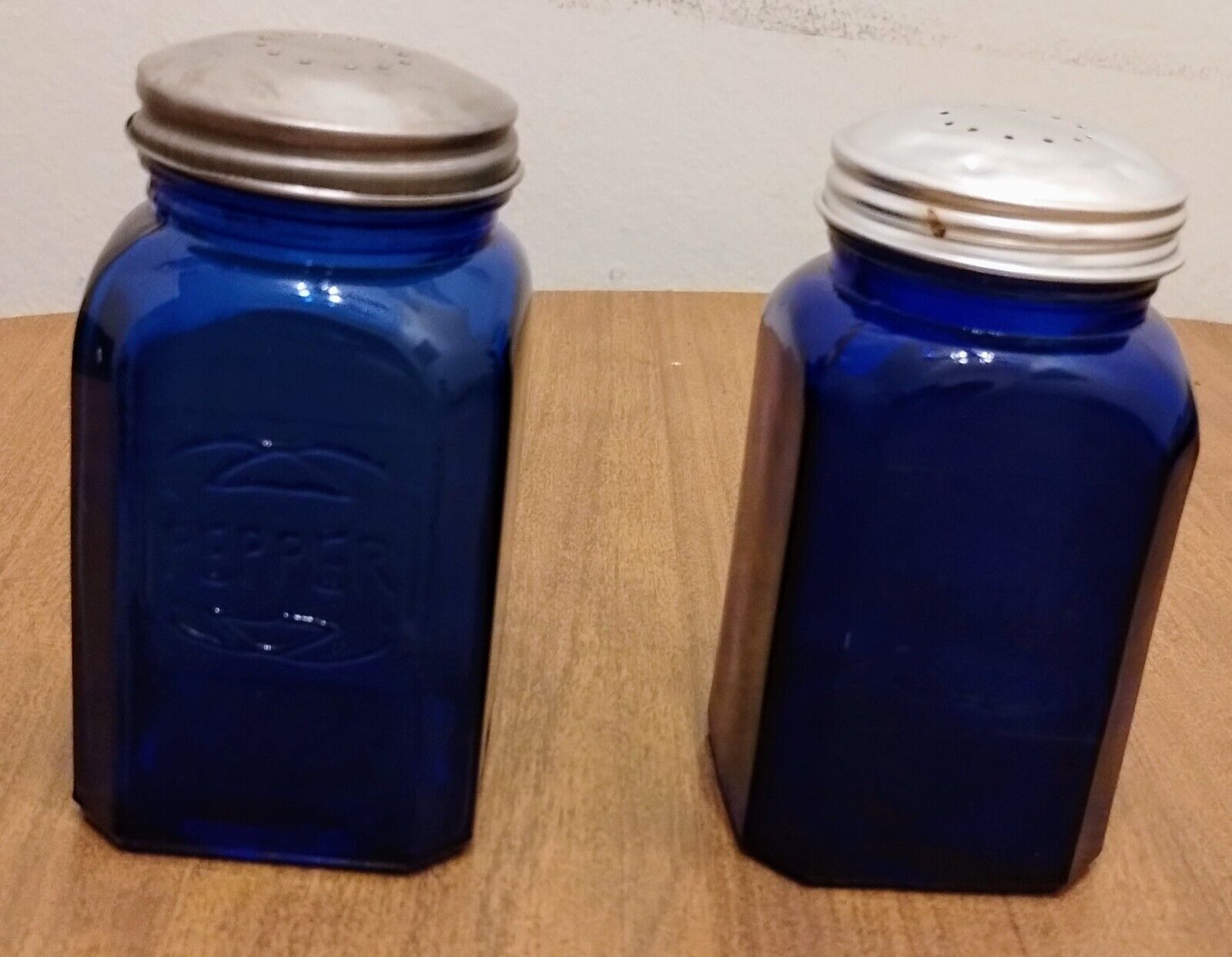 COBALT BLUE GLASS PEPPER SHAKERS Etched Design Lot Of 2