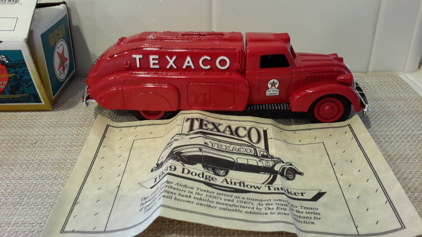 1993 Ertl Texaco #10 In Series Collector Bank 1939 Dodge Airflow Truck NIB 1993 Ertl Texaco #10 In Series Collector Bank 1939 Dodge Airflow Truck NIB