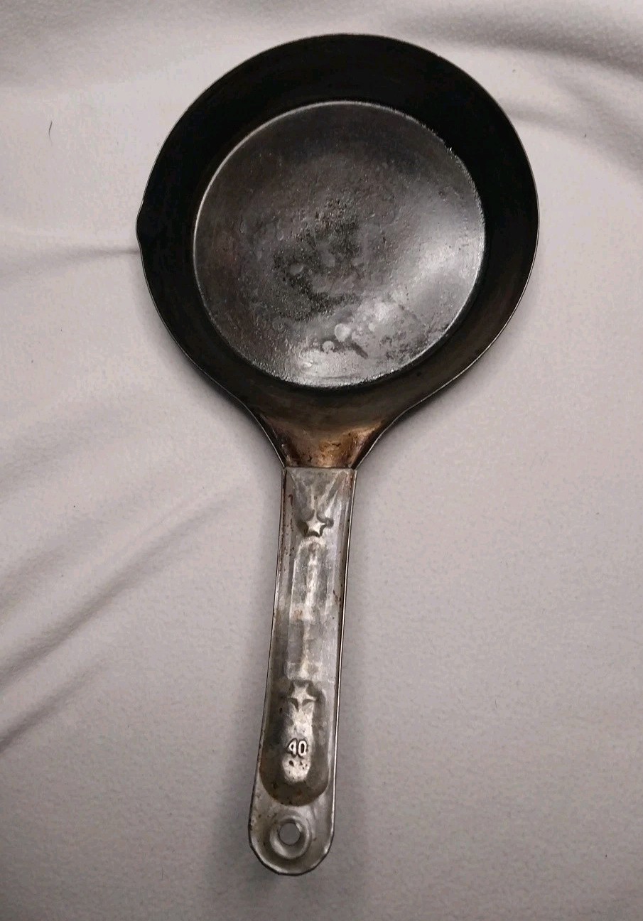 Vintage Cowboy Camp Skillet Steel Cold Handle 7.5\