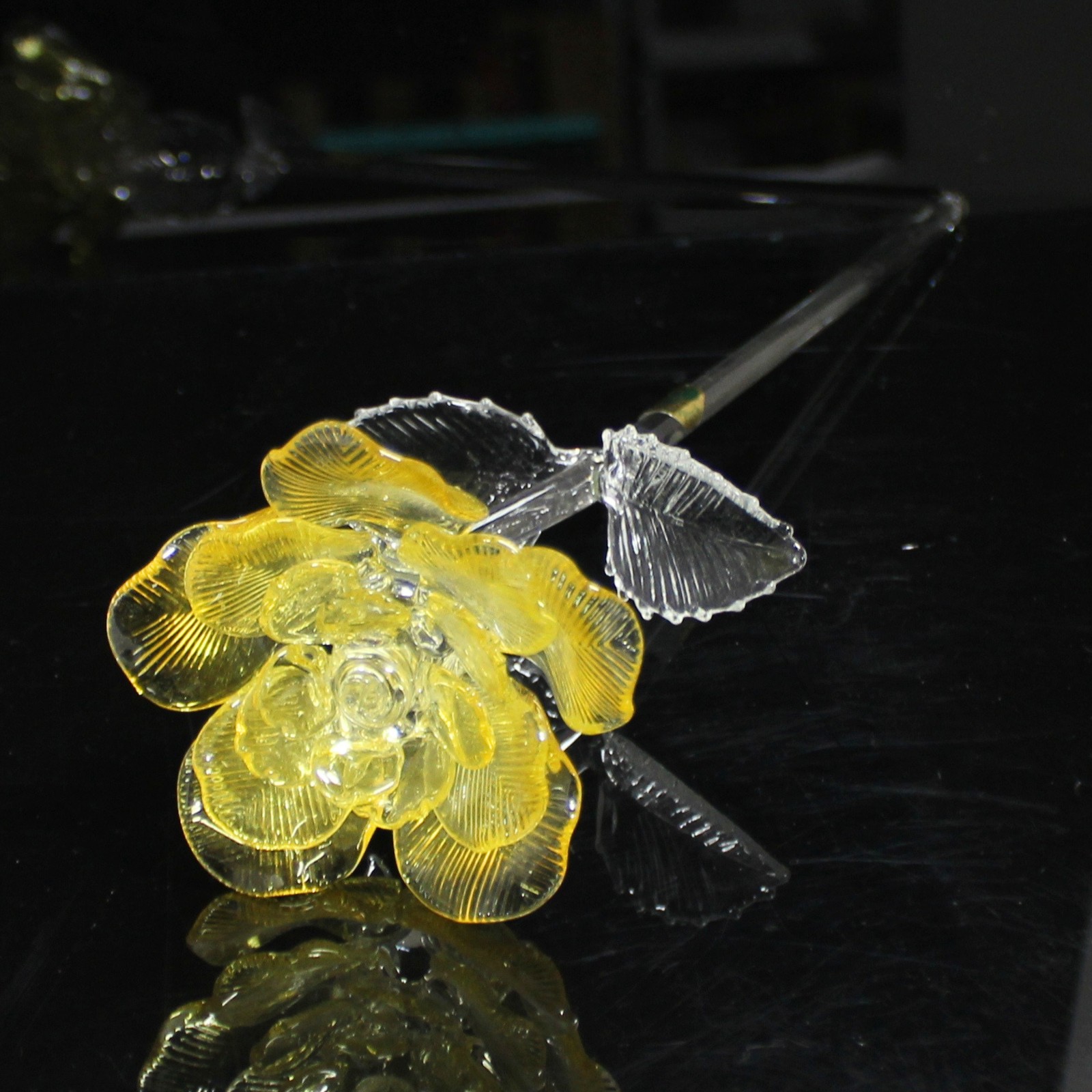 Waterford Crystal: Fleurology Yellow Glass Rose, 15