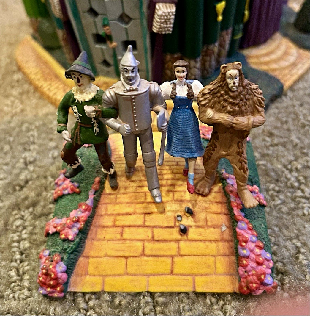 Department 56 Storybook Village Wizard of Oz Emerald City Lighted w/ Box