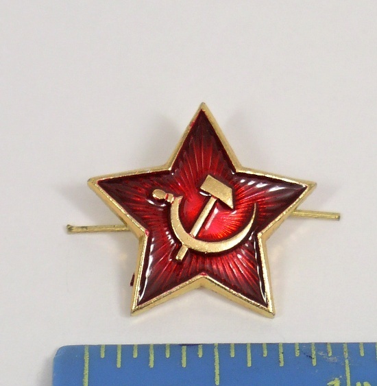 SOVIET USSR RED STAR w/ hammer and sickle BADGE INSIGNIA 
