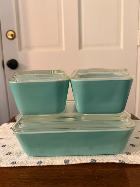 Vintage Pyrex Turquoise Refrigerator Fridgie Complete 8 Pc Set 501 502 503 Lids
