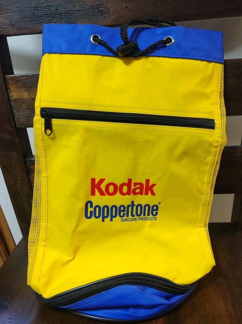 Vintage Kodak Coppertone Mesh Drawstring Beach Bag w/ Insulated Cooler Bottom