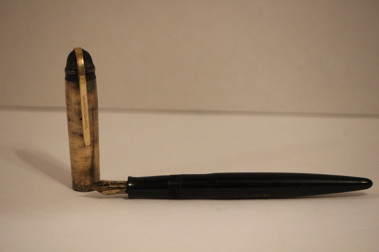 Vintage 40s Eversharp Skyline 14k NIB Fountain Pen