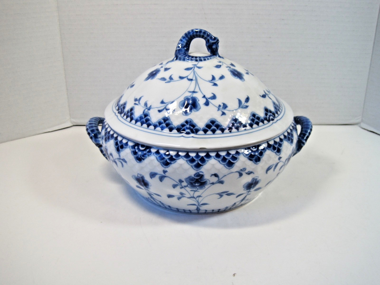 B & G Denmark Blue Embossed Scales Seahorse Handles Small Tureen 7.5\ B & G Denmark Blue Embossed Scales Seahorse Handles Small Tureen 7.5\