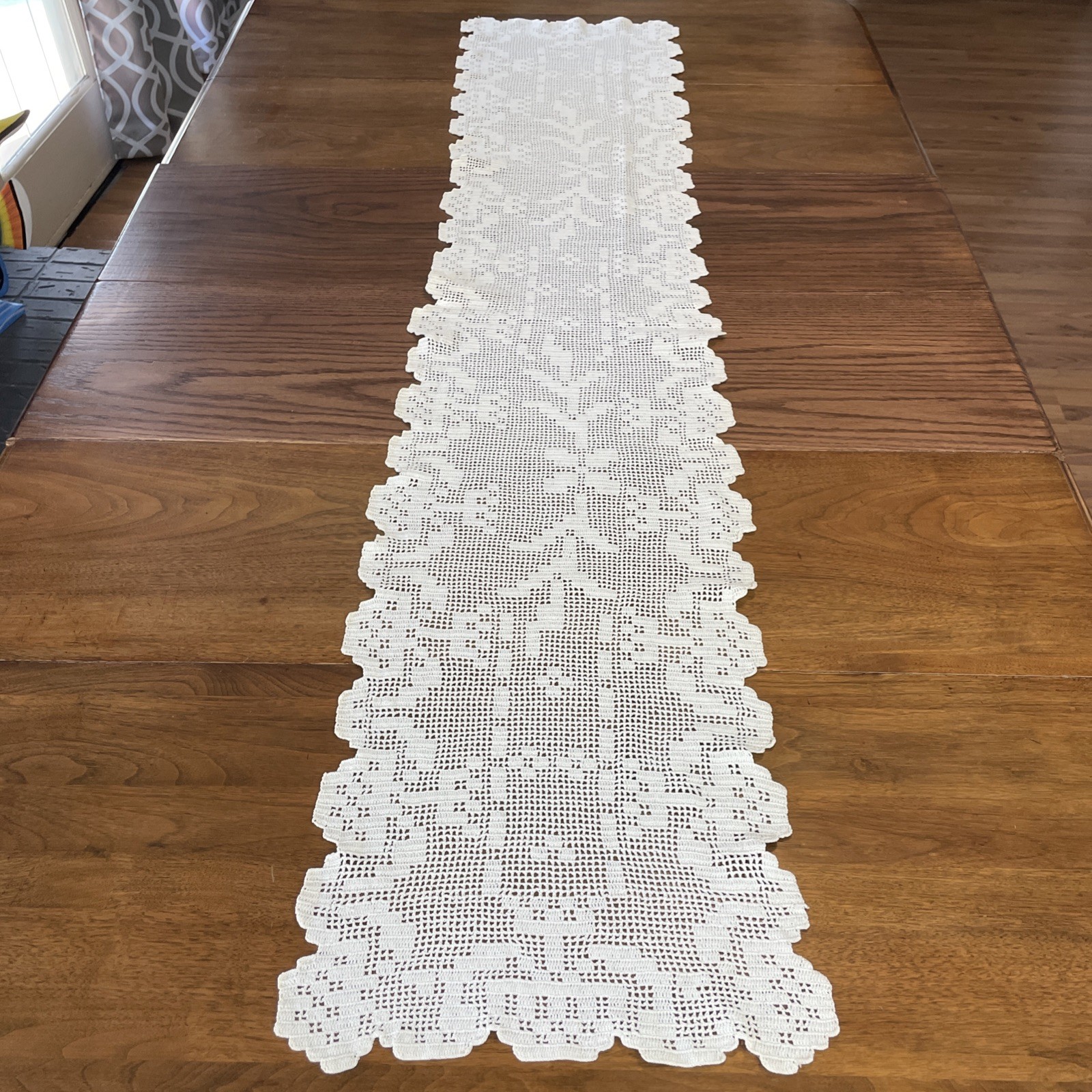 Vtg 1930-40s Filet Crochet Table Runner Handmade  66”x14” Exc Cond