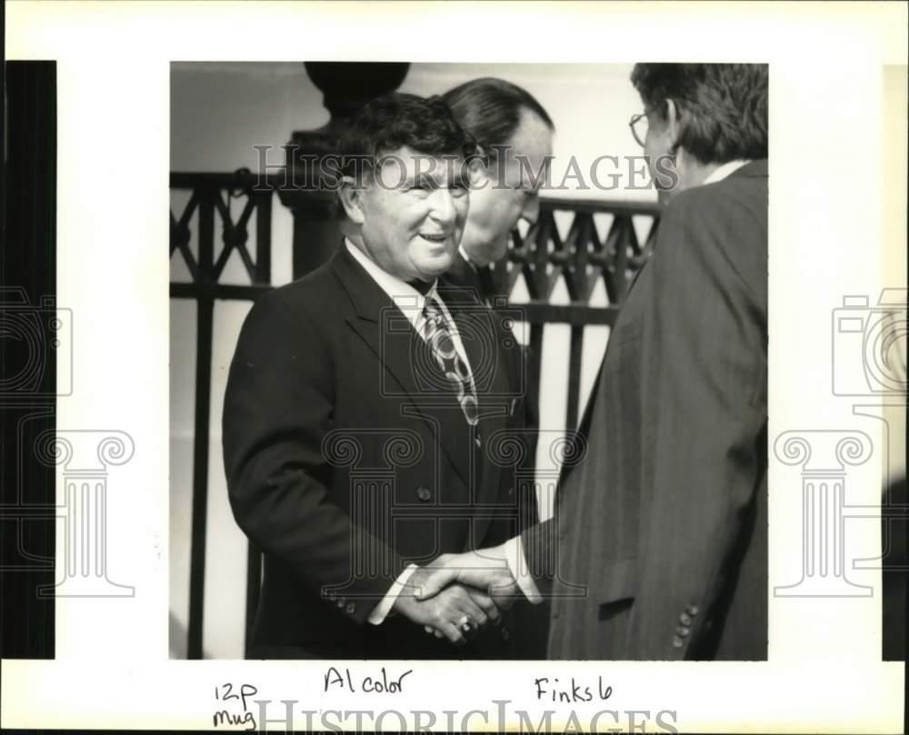 1994 Press Photo Hank Stram attending Jim Finks' funeral at St. Louis Cathedral