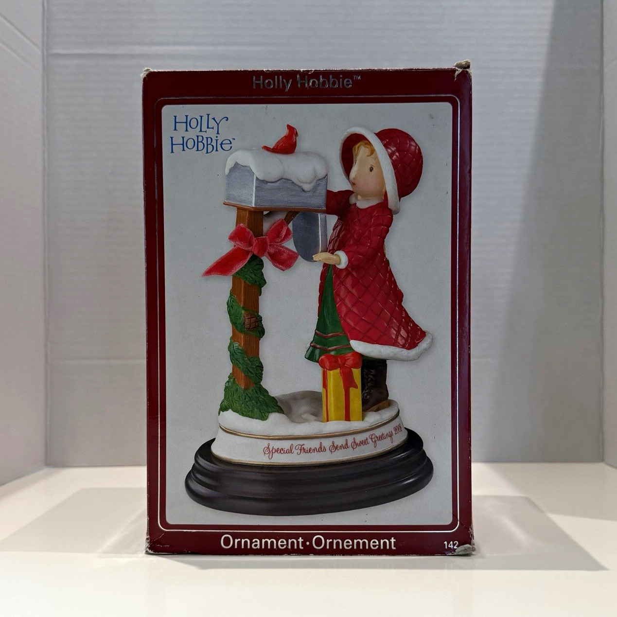 Holly Hobbie 2008 Special Friends Send Sweet Greetings Figurine Limited Ed 5000