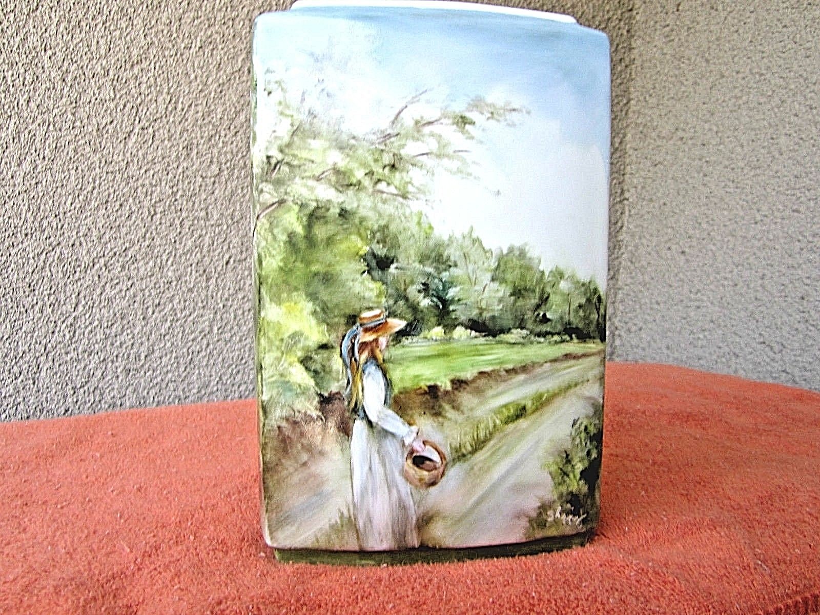  ANTIQUE    GERMANY     PORCELAIN     VASE