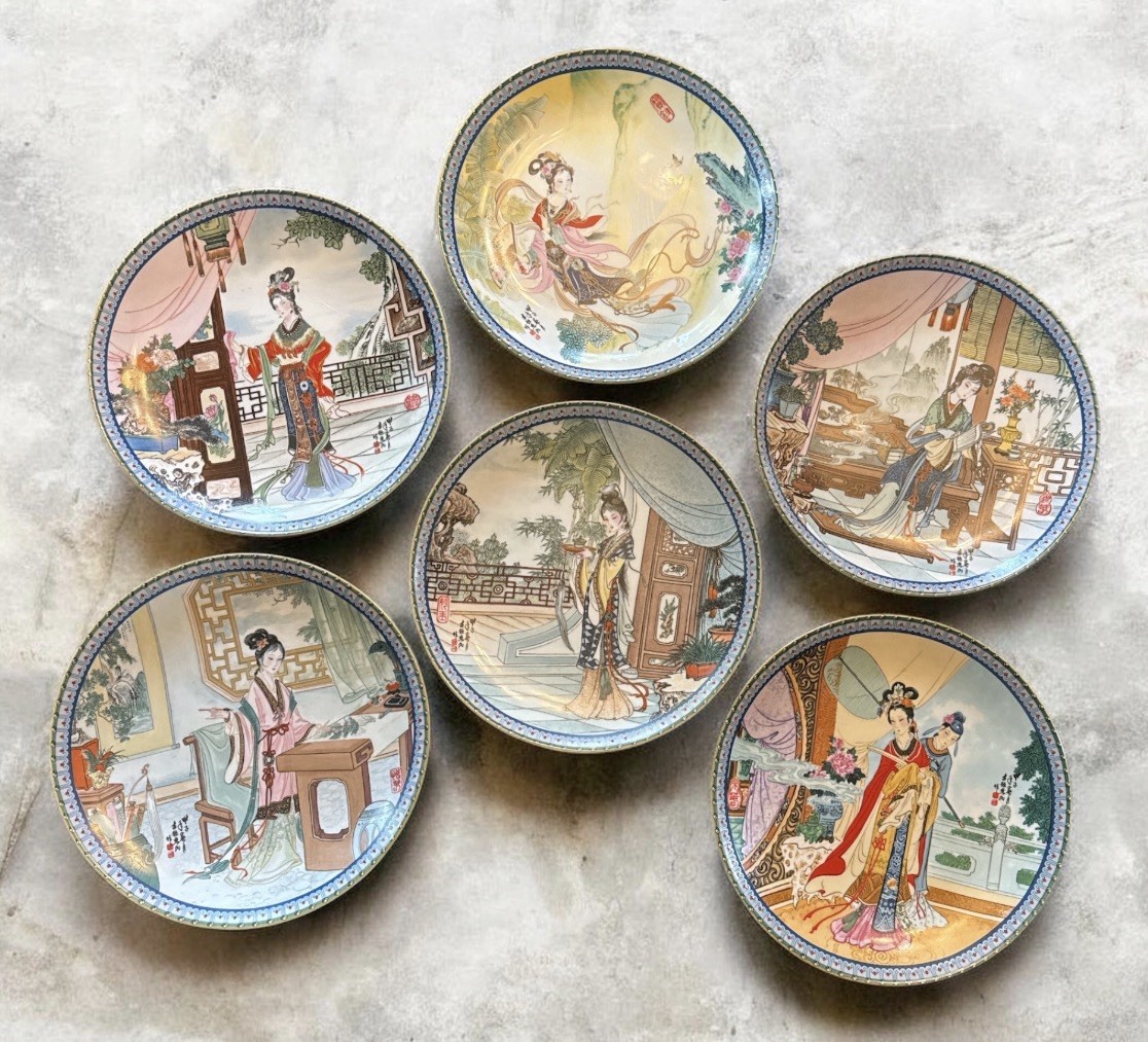Vintage Imperial Jingdezhen Porcelain Beauties of Red Mansion Set of 6 Plates Vintage Imperial Jingdezhen Porcelain Beauties of Red Mansion Set of 6 Plates