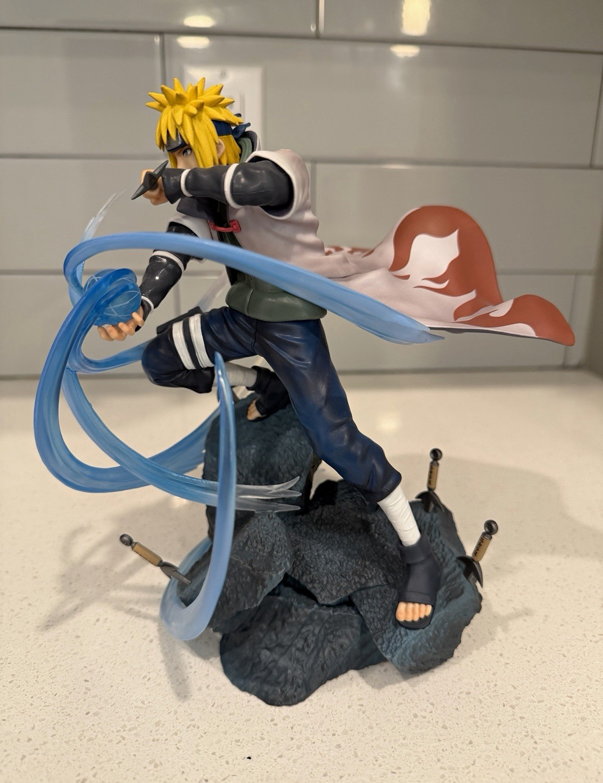Minato Namikaze Naruto Plastic Anime Figure White Cloak w/ Rasengan Rock Base