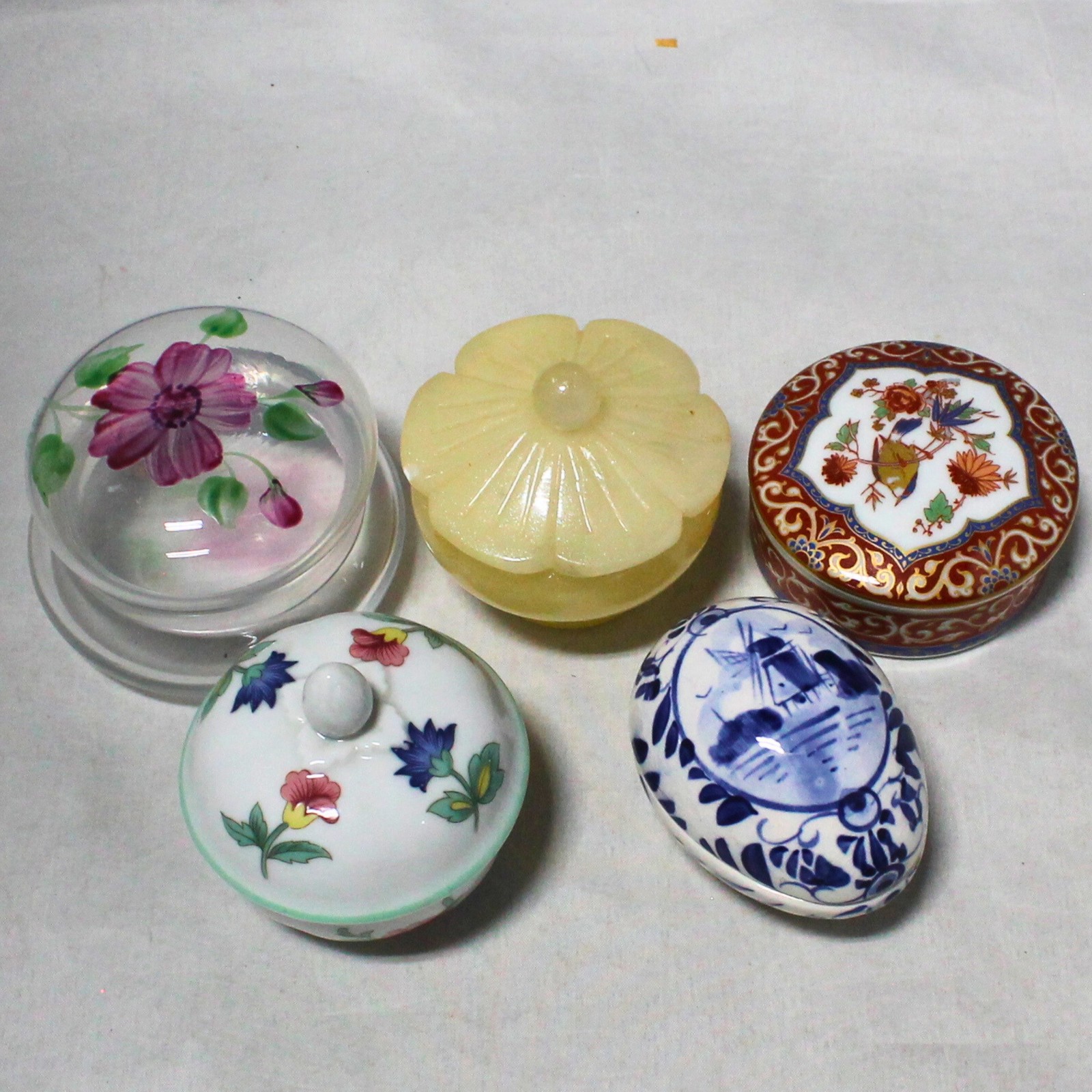 Lot of 5: Orrefors Sweden Floral Trinkets Lot of 5: Orrefors Sweden Floral Trinkets