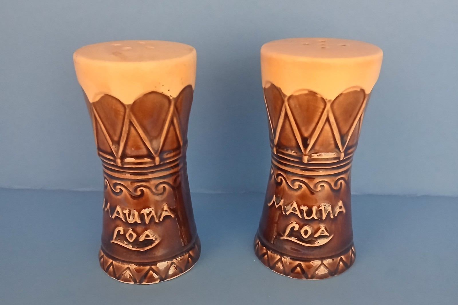 Rare Vintage 1960s Mauna Loa Detroit Polynesian Restaurant Tiki Shakers Set