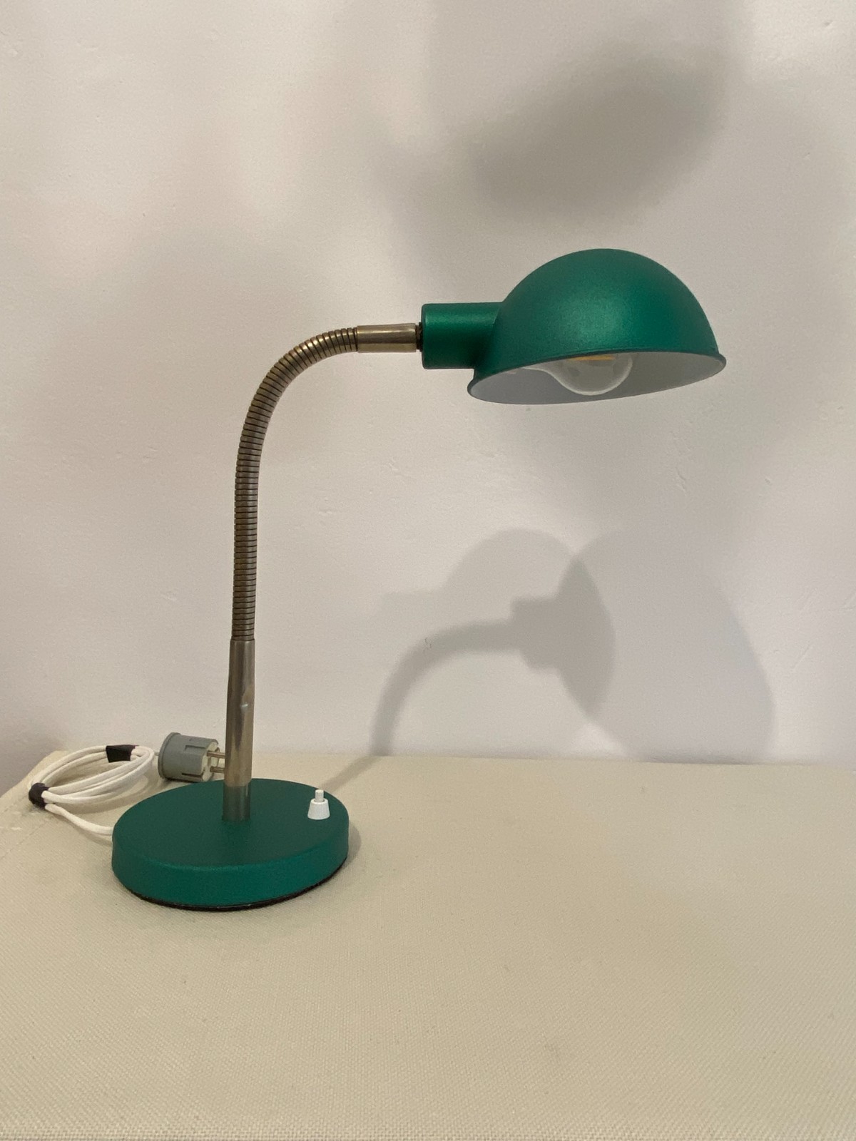 Vintage MCM Industrial Gooseneck Desk Lamp Adjustable Emerald Green Restored Vintage MCM Industrial Gooseneck Desk Lamp Adjustable Emerald Green Restored
