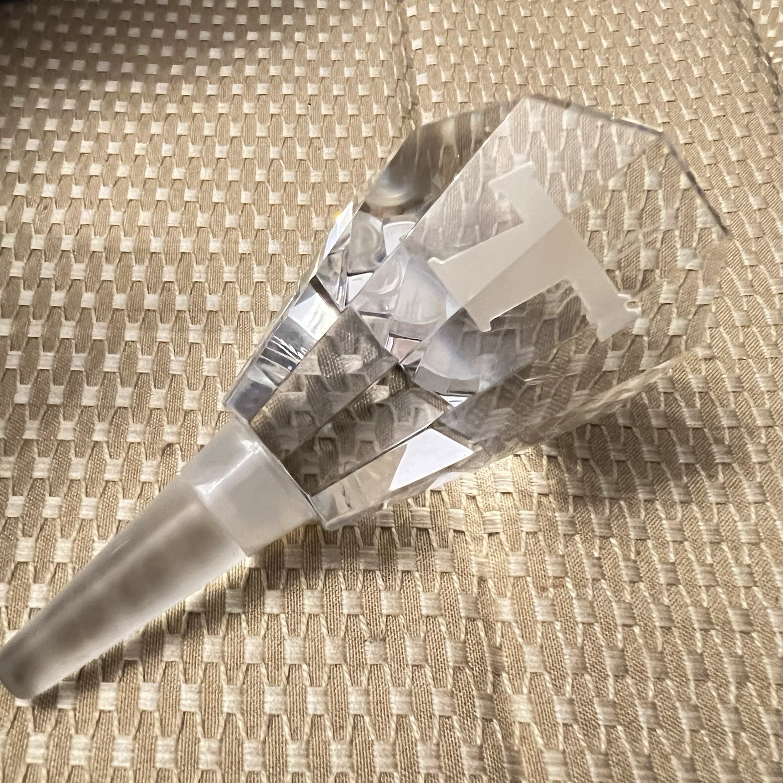 Vintage Oleg Cassini Crystal Wine Bottle Decanter Stopper Initial T New in Box