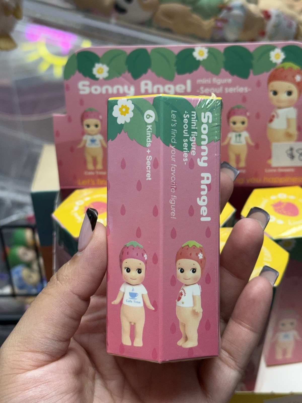 [100% Authentic] Sonny Angel Seoul Strawberry Series Rare (ONE SEALED BLIND BOX)