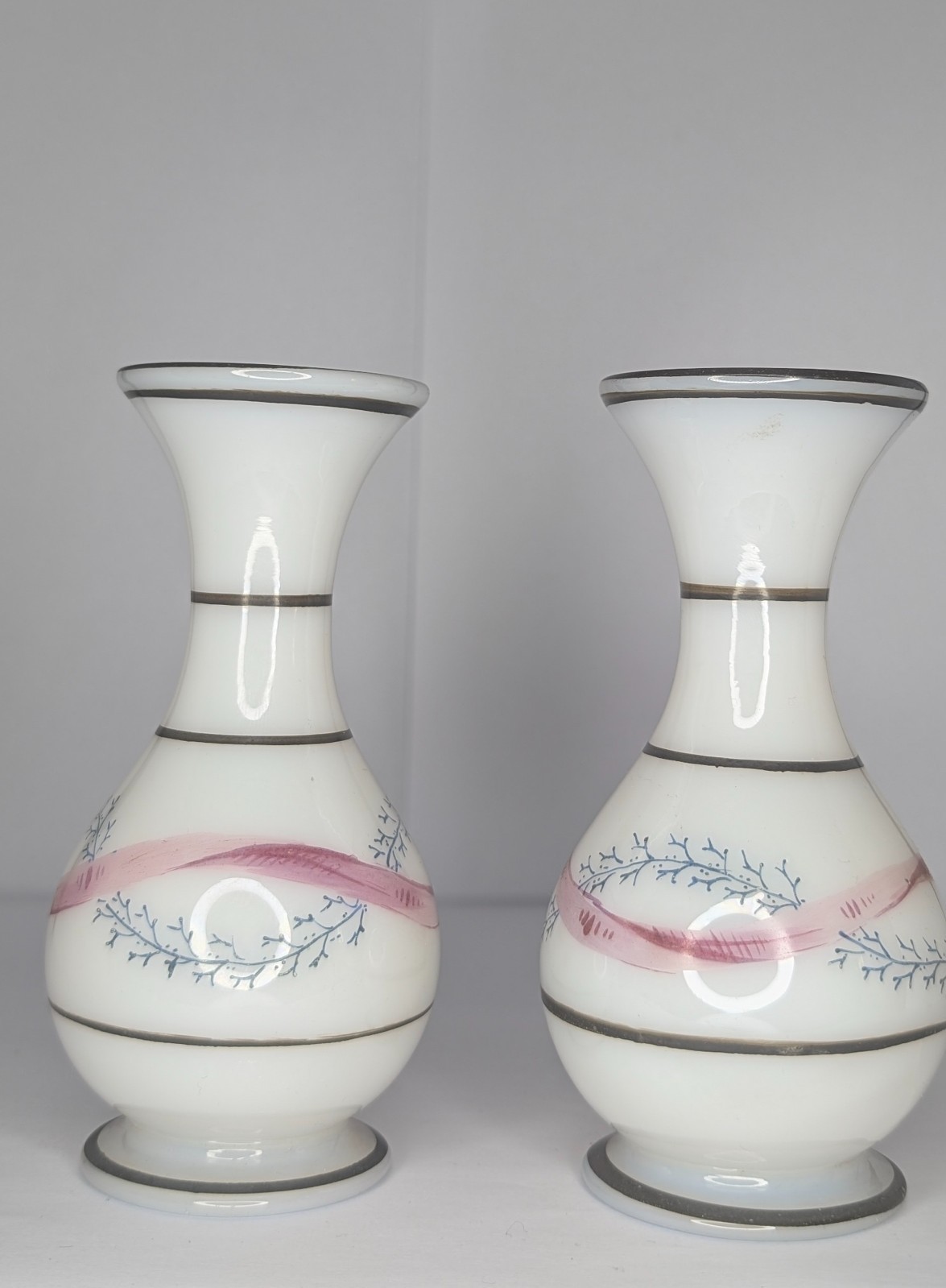 Pair of french opaline glass vase handpainted 4,7\'\'