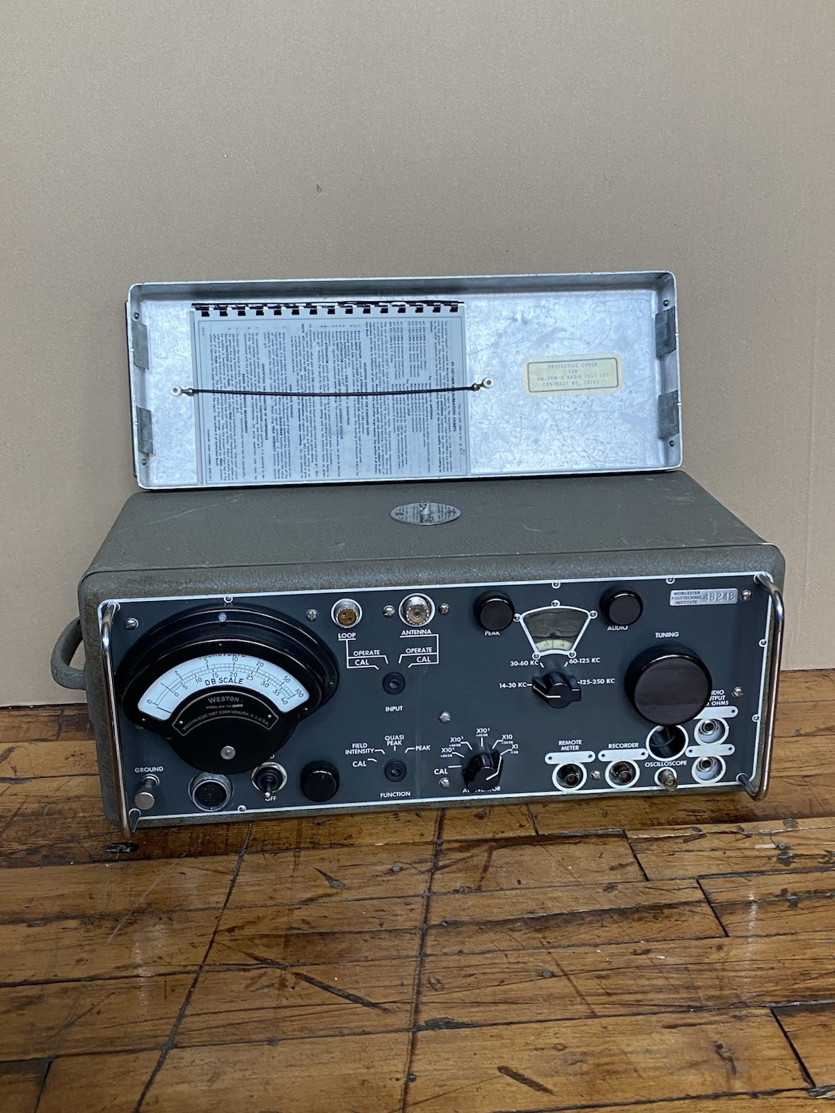 Vintage AN/URM-6 Radio Test Set Navy Stoddart RF Field Intensity Meter Untested