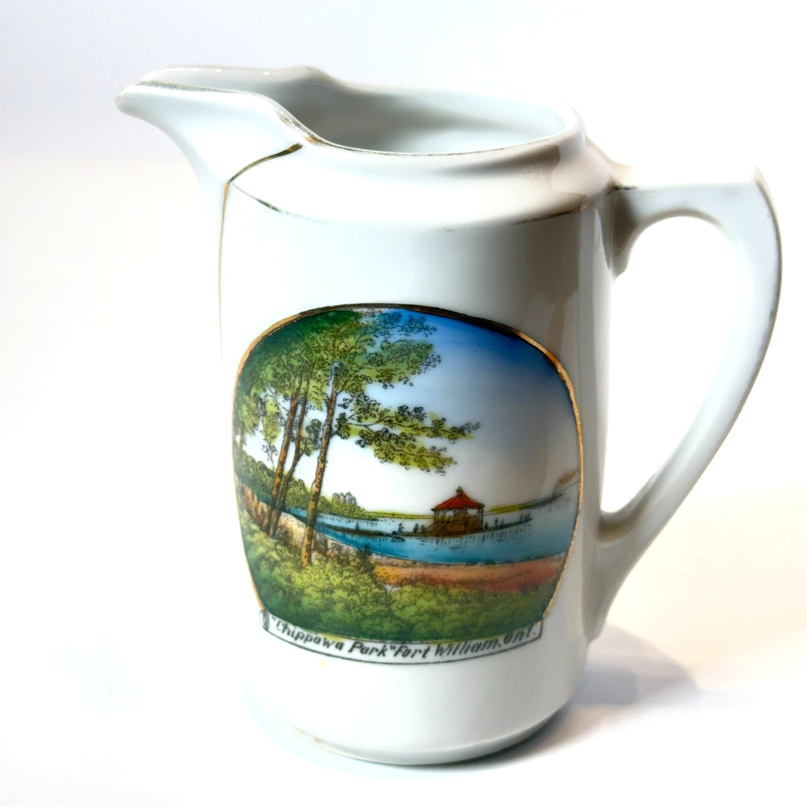 CHIPPAWA PARK - FT WILLIAM ONTARIO CANADA Souvenir ANTIQUE CHINA TRINKET CREAMER CHIPPAWA PARK - FT WILLIAM ONTARIO CANADA Souvenir ANTIQUE CHINA TRINKET CREAMER