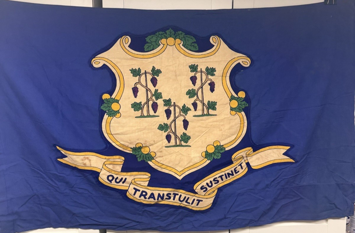 Vtg 1970s Connecticut State Flag Applique Stitched Cloth Flown Has Patina 3’x5’
