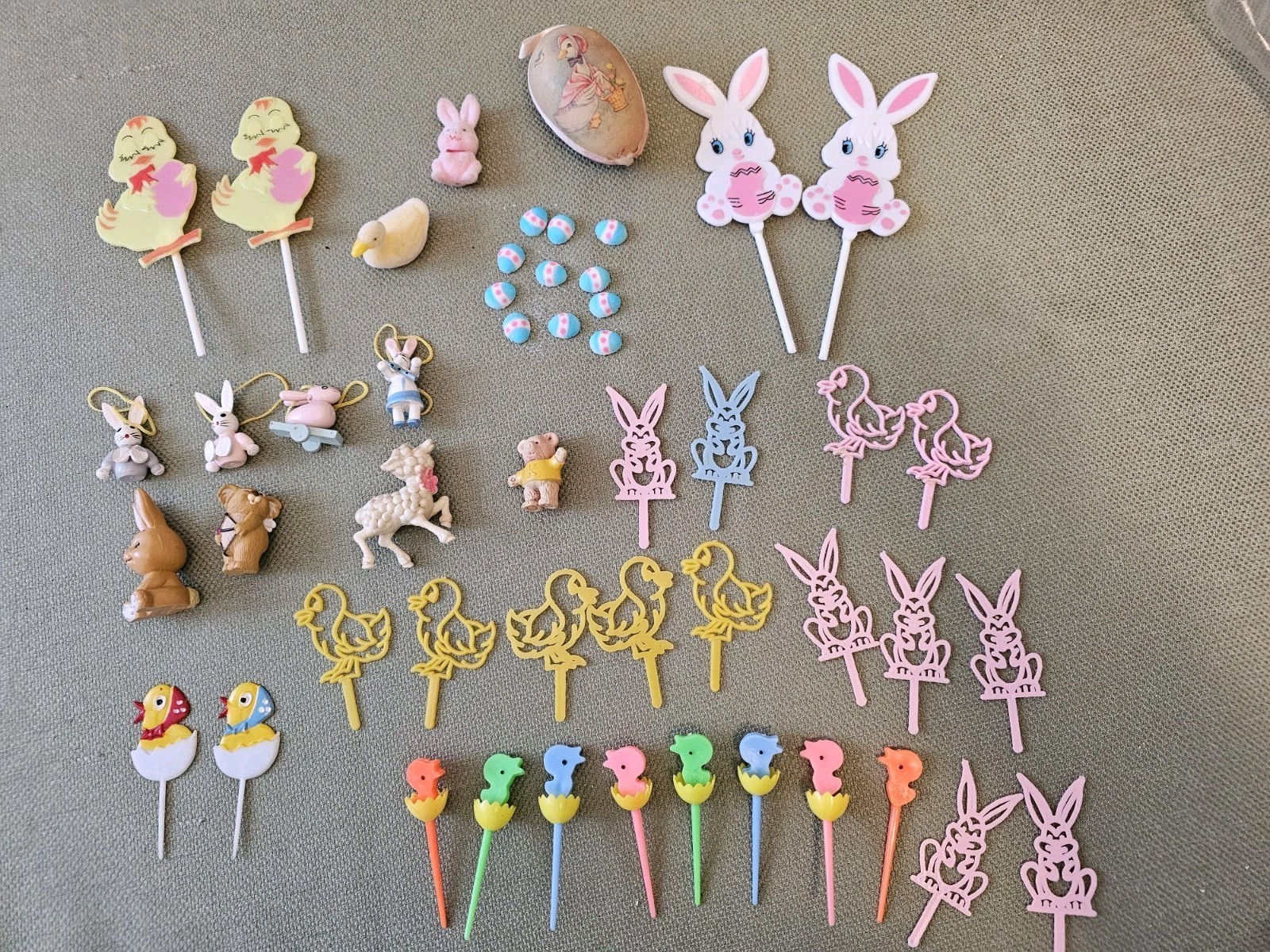 Vtg 50 Pc Lot of Easter Picks Decorations Bunnies Chicks Crafts Wreaths Dioramas