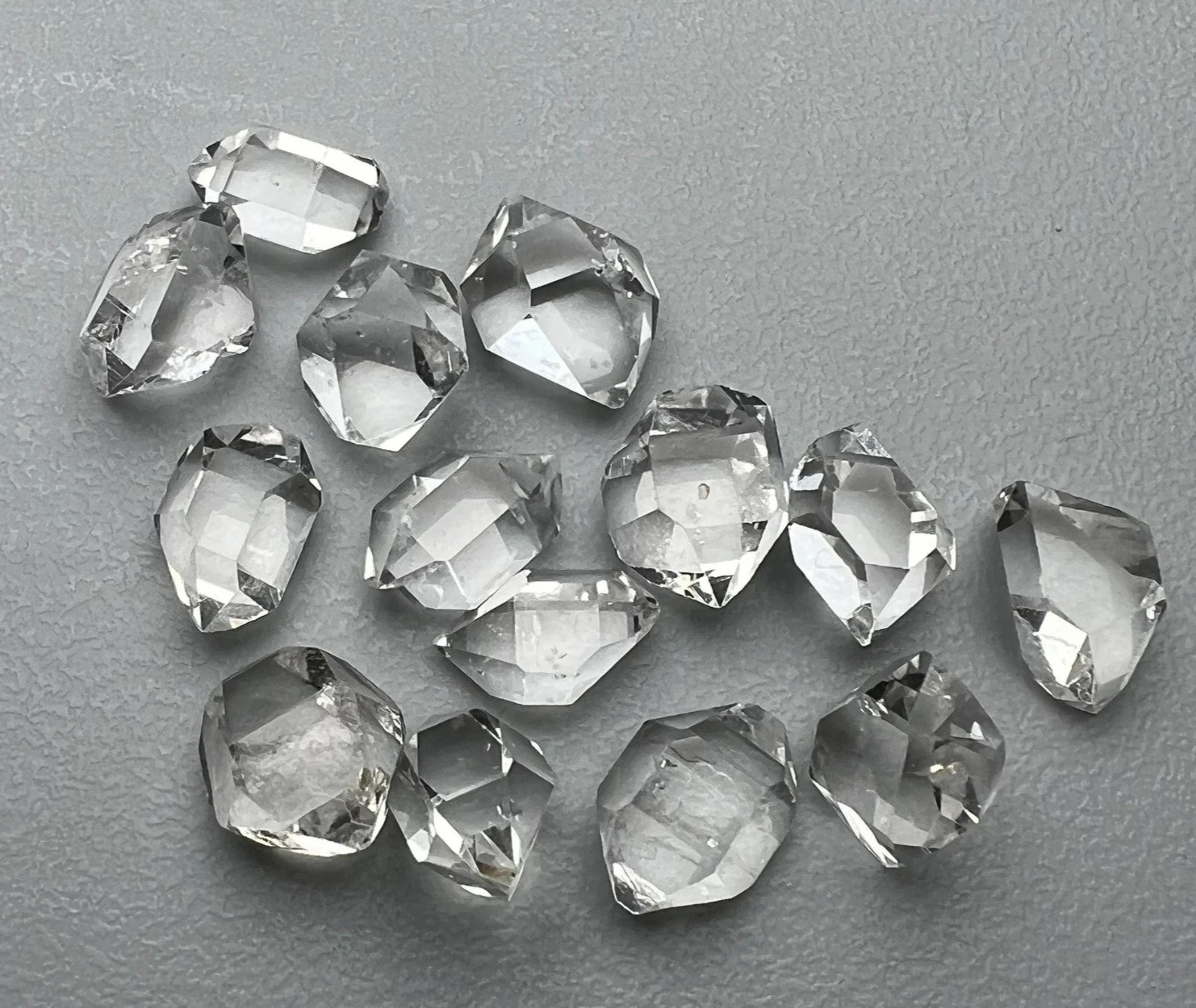 12 pcs Herkimer diamond crystals 9-10mm - Undrilled