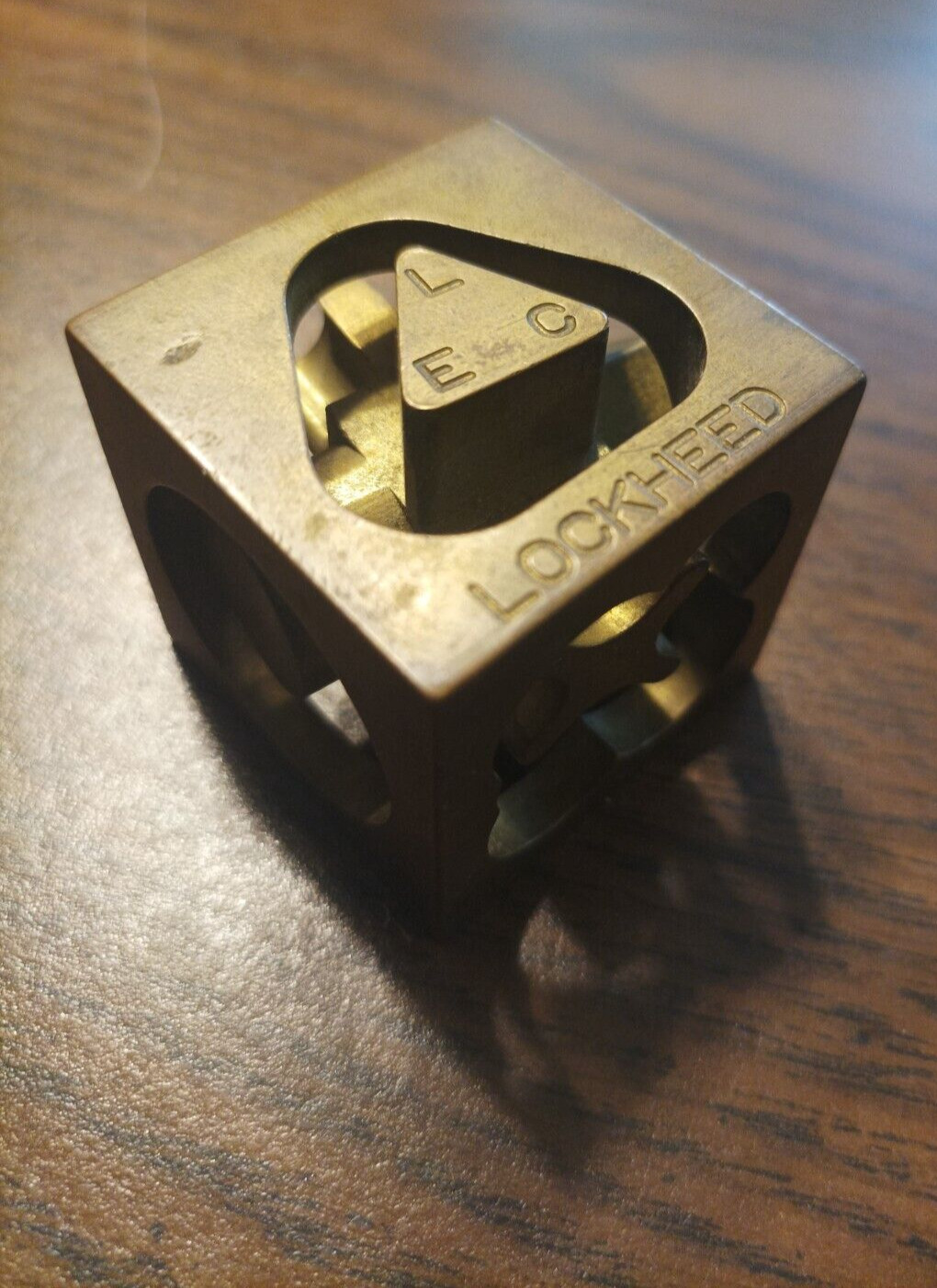 VINTAGE LOCKHEED AEROSPACE COMPANY METAL PAPERWEIGHT CUBE  1.5 INCHES