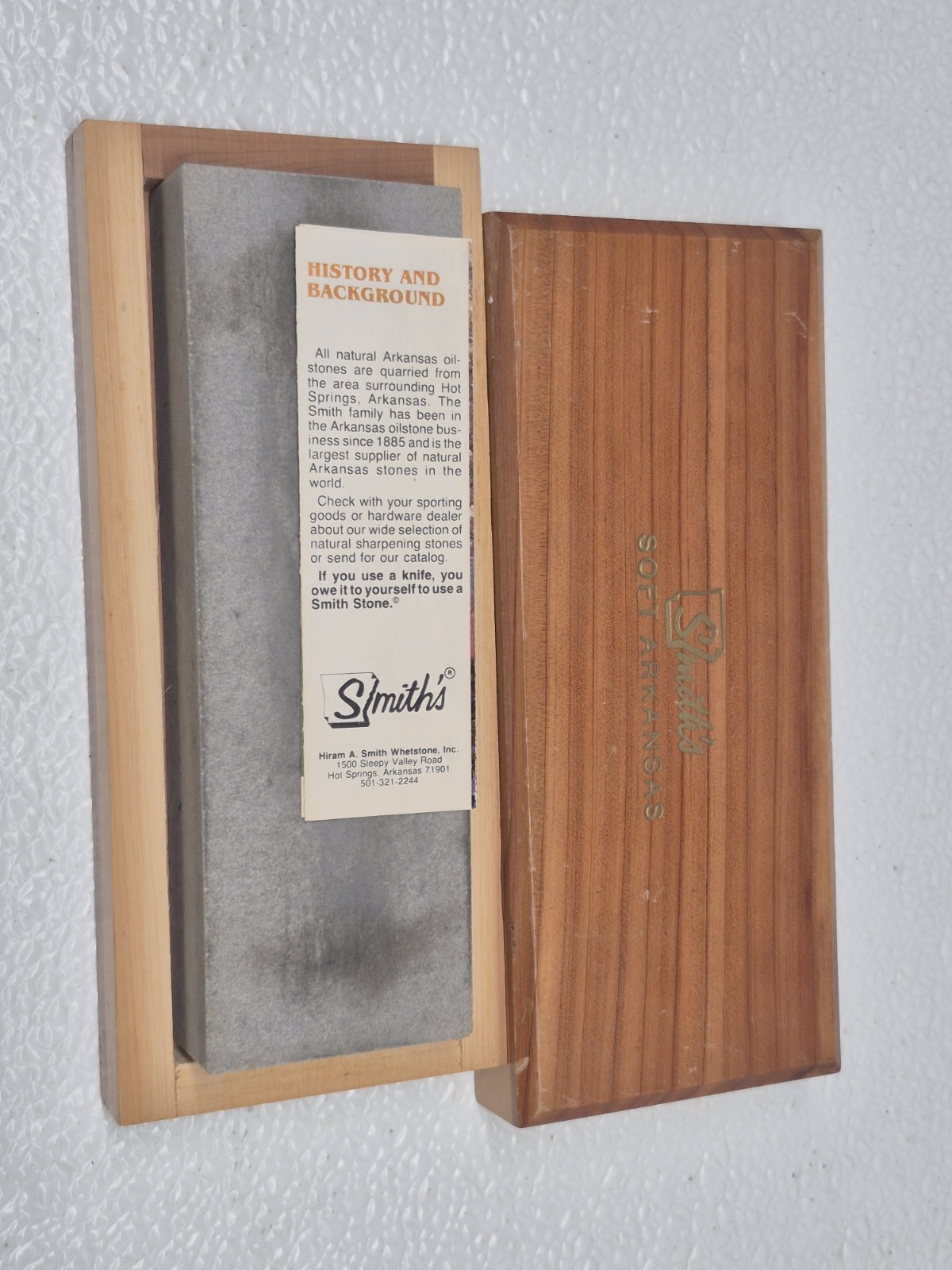 Vintage Smith\'s Soft Arkansas Knife Sharpening Stone STC-8\
