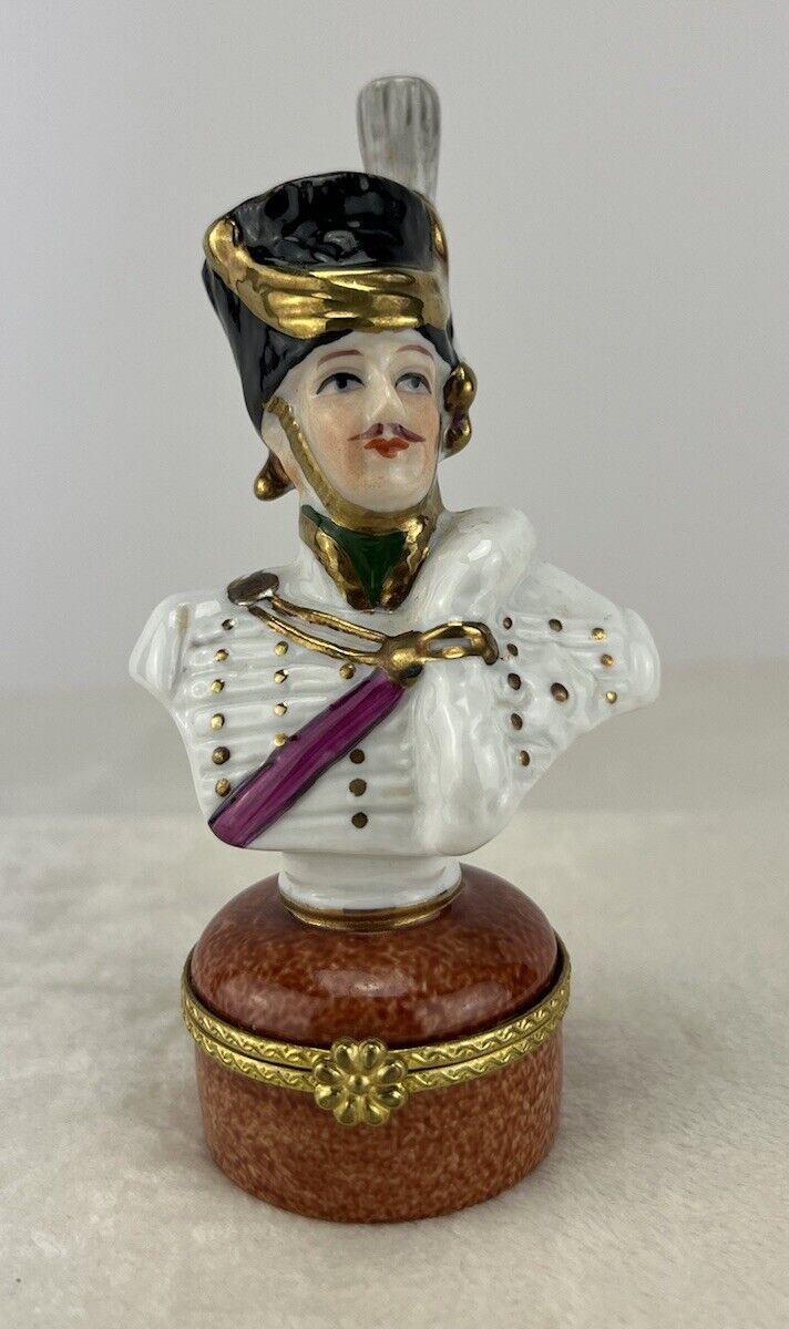 Vintage Limoges Handpainted French Soldier Trinket Box In Excellent Condition
