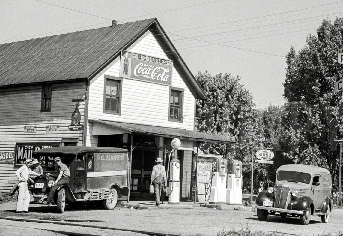 Vintage  Sohio Oil Gas Service Station photo 1930  Atlanta area Coca Cola Ad
