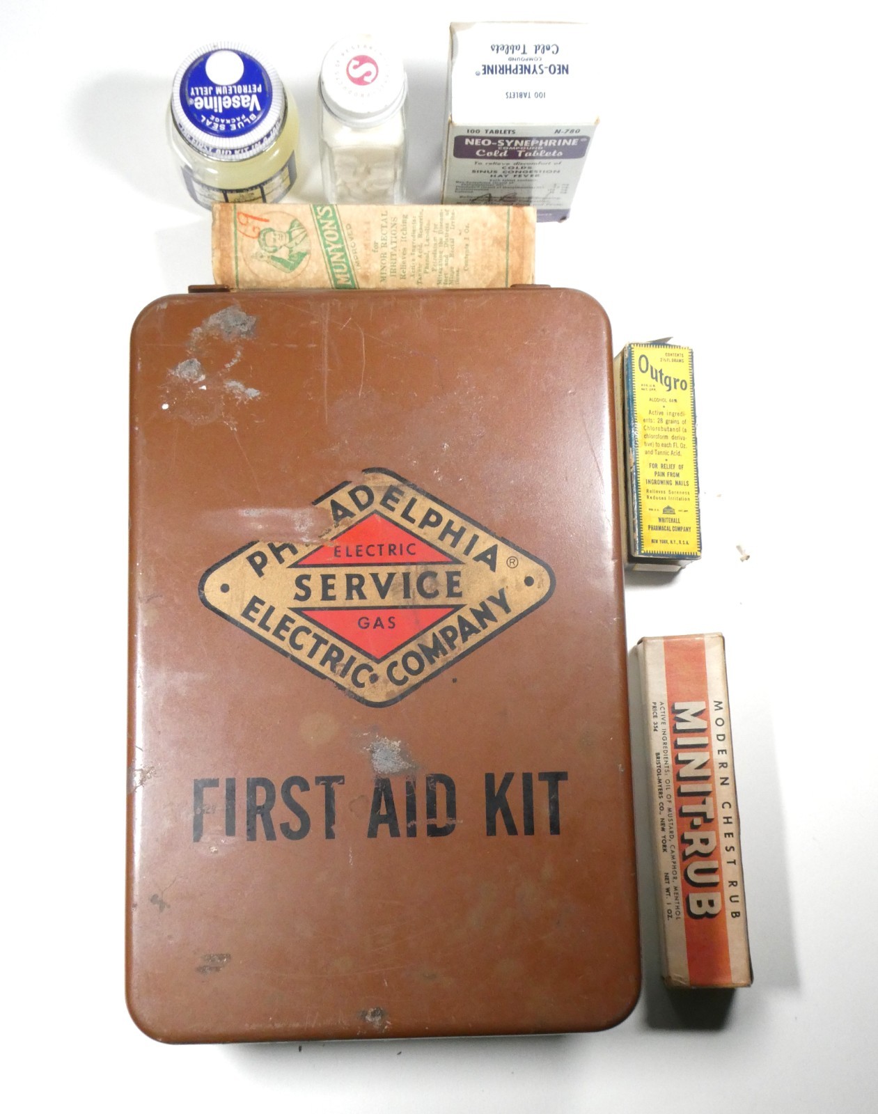Vintage PECO Philadelphia Electric & Gas Company Metal Medical First Aid Kit Vintage PECO Philadelphia Electric & Gas Company Metal Medical First Aid Kit