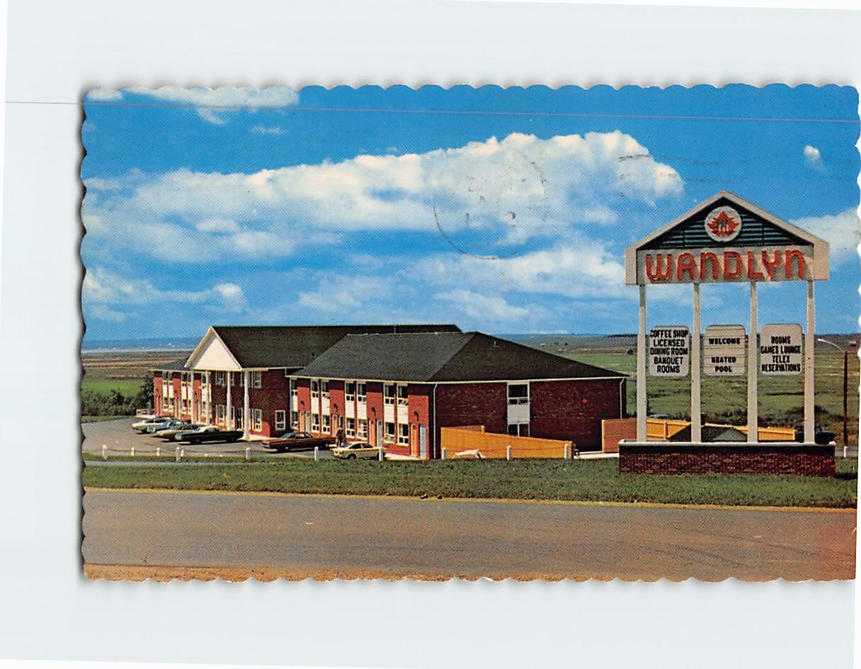 Postcard Wandlyn Motor Inn Amherst Nova Scotia Canada