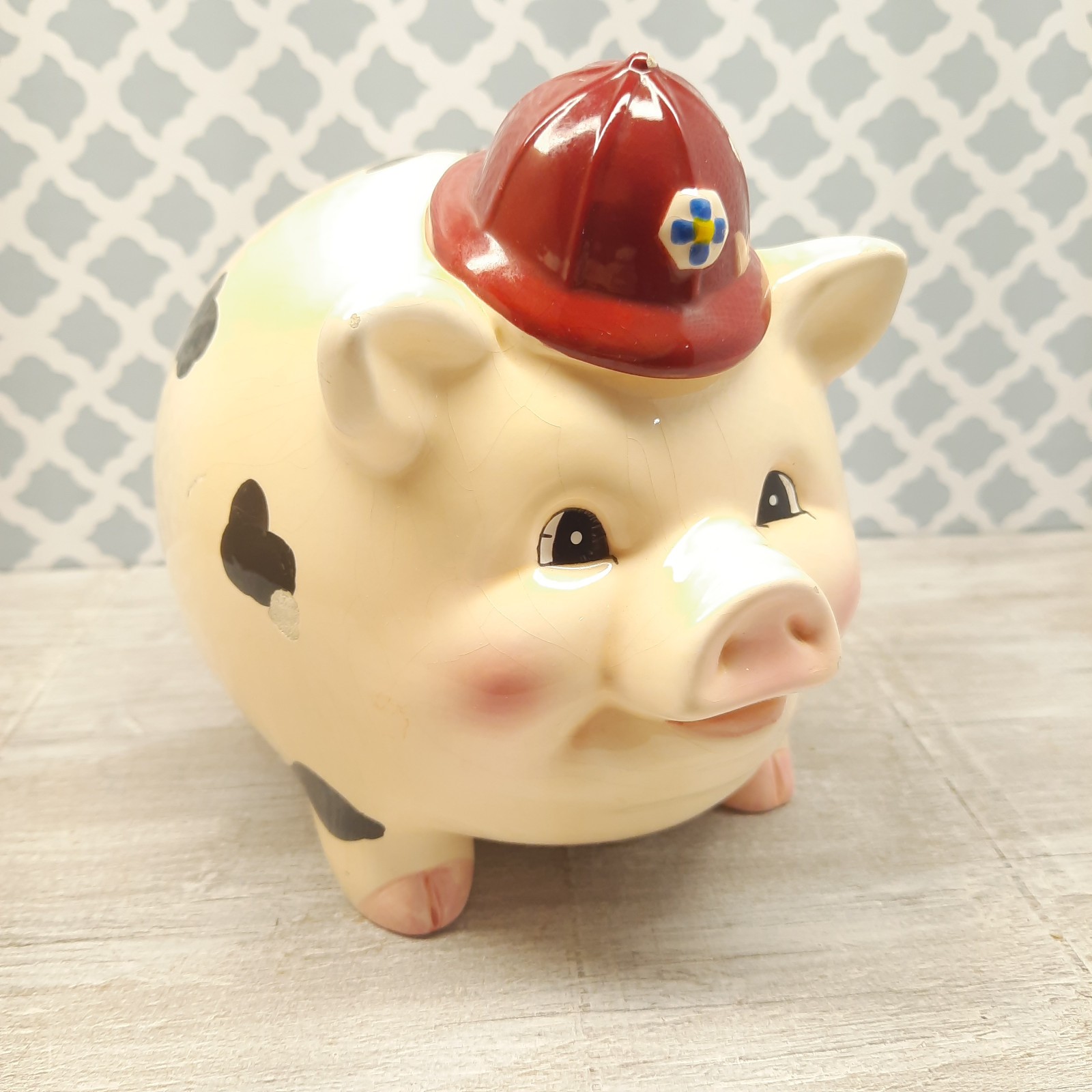 Pig Piggy with Hat Coin Bank Ceramic Farmhouse Decor - Flaws read Pig Piggy with Hat Coin Bank Ceramic Farmhouse Decor - Flaws read